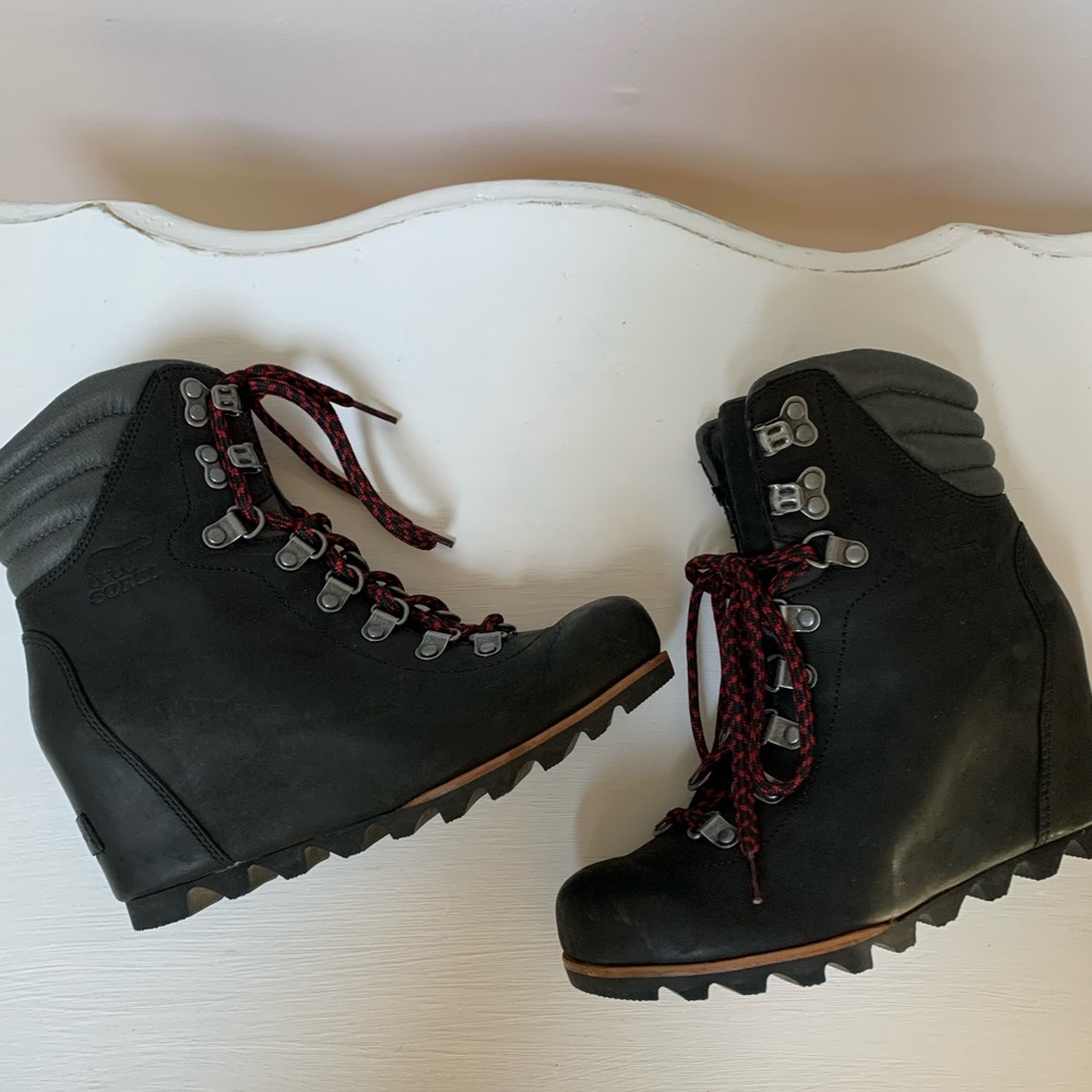 Sorel Black and Gray Winter Rain Boots